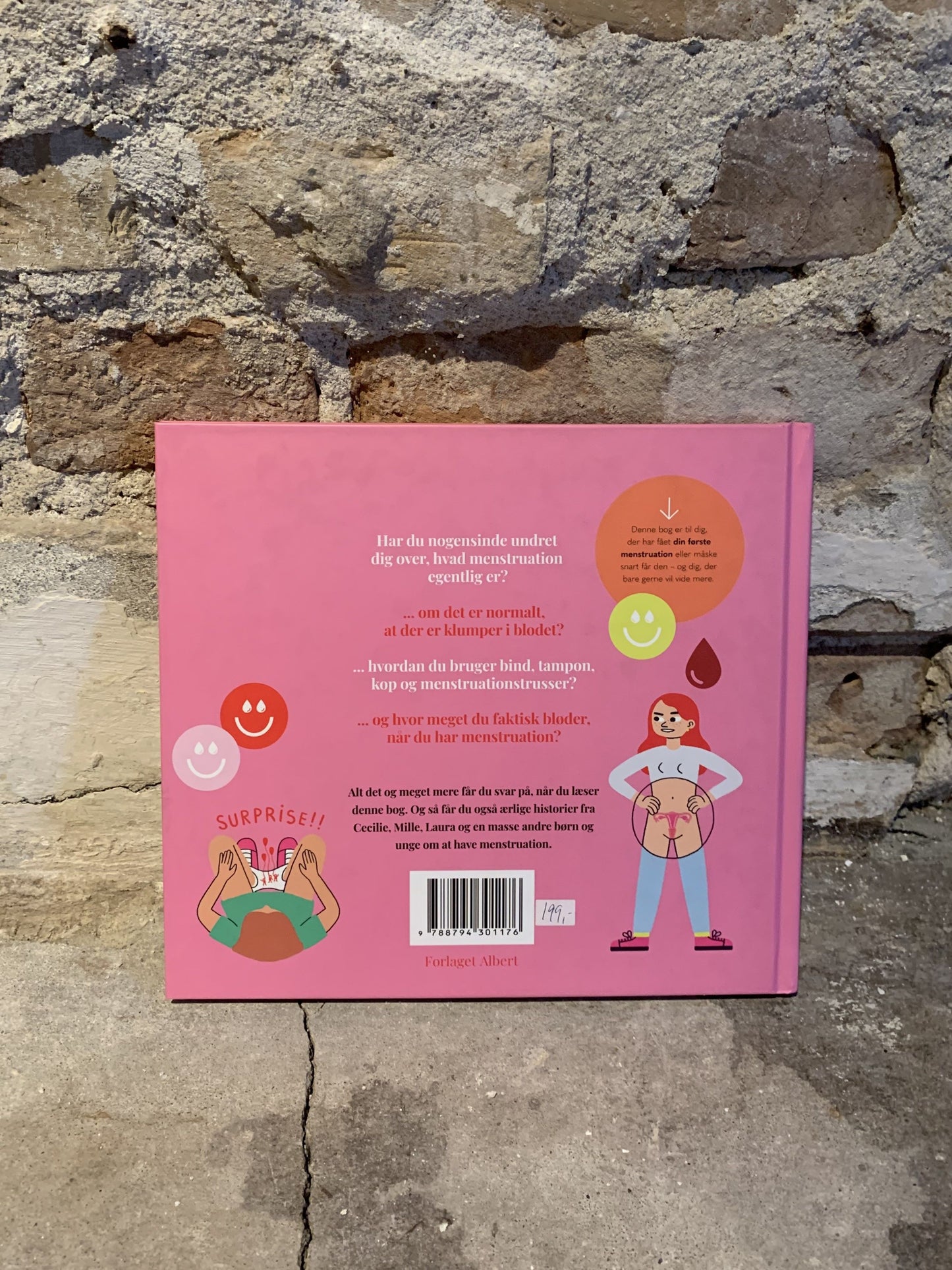 Det er bare blod - Min første (bog om) menstruation