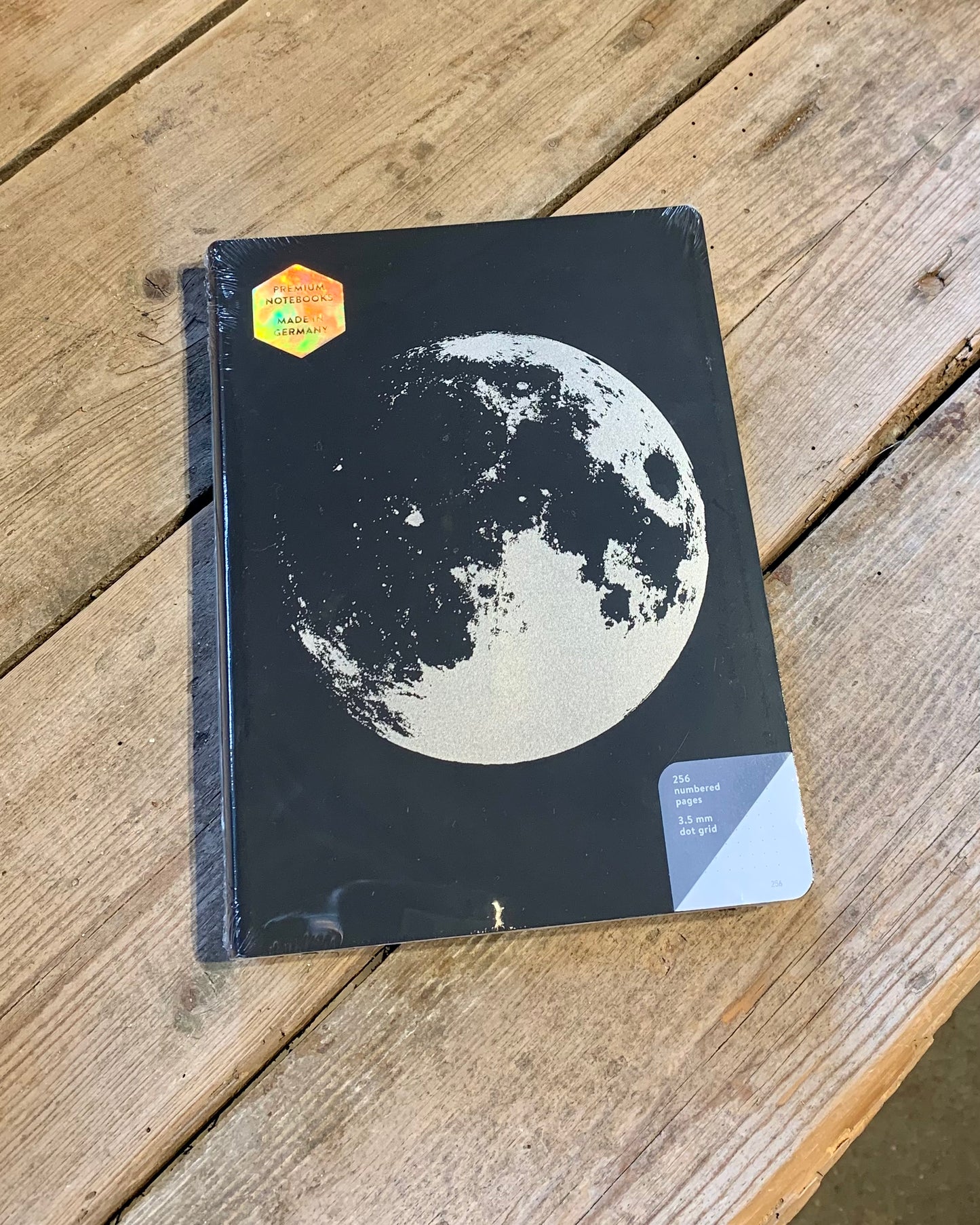 NUUNA notesbog - Moon