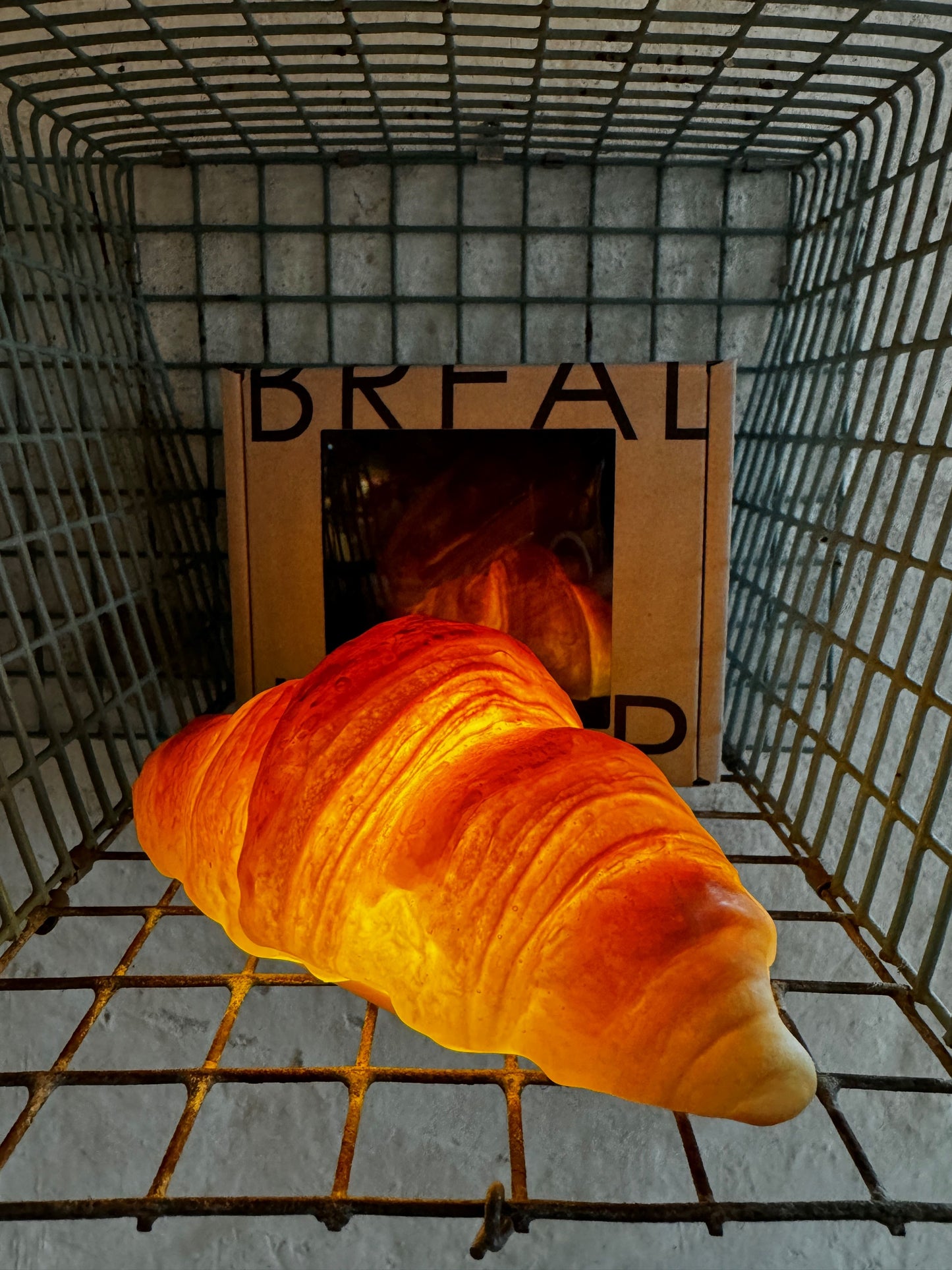 Bread Lamp - Croissant