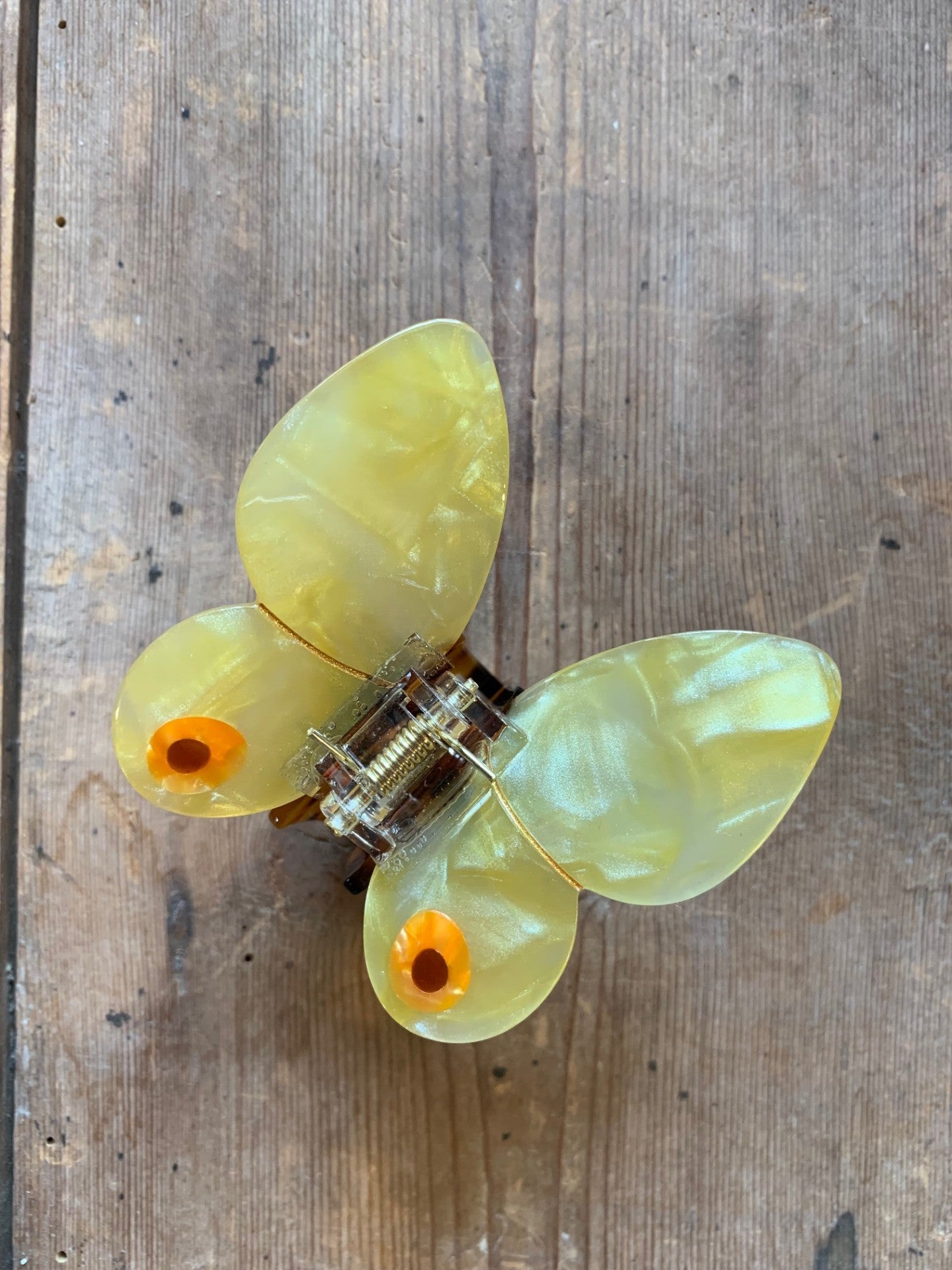 Hårklemme - gul sommerfugl