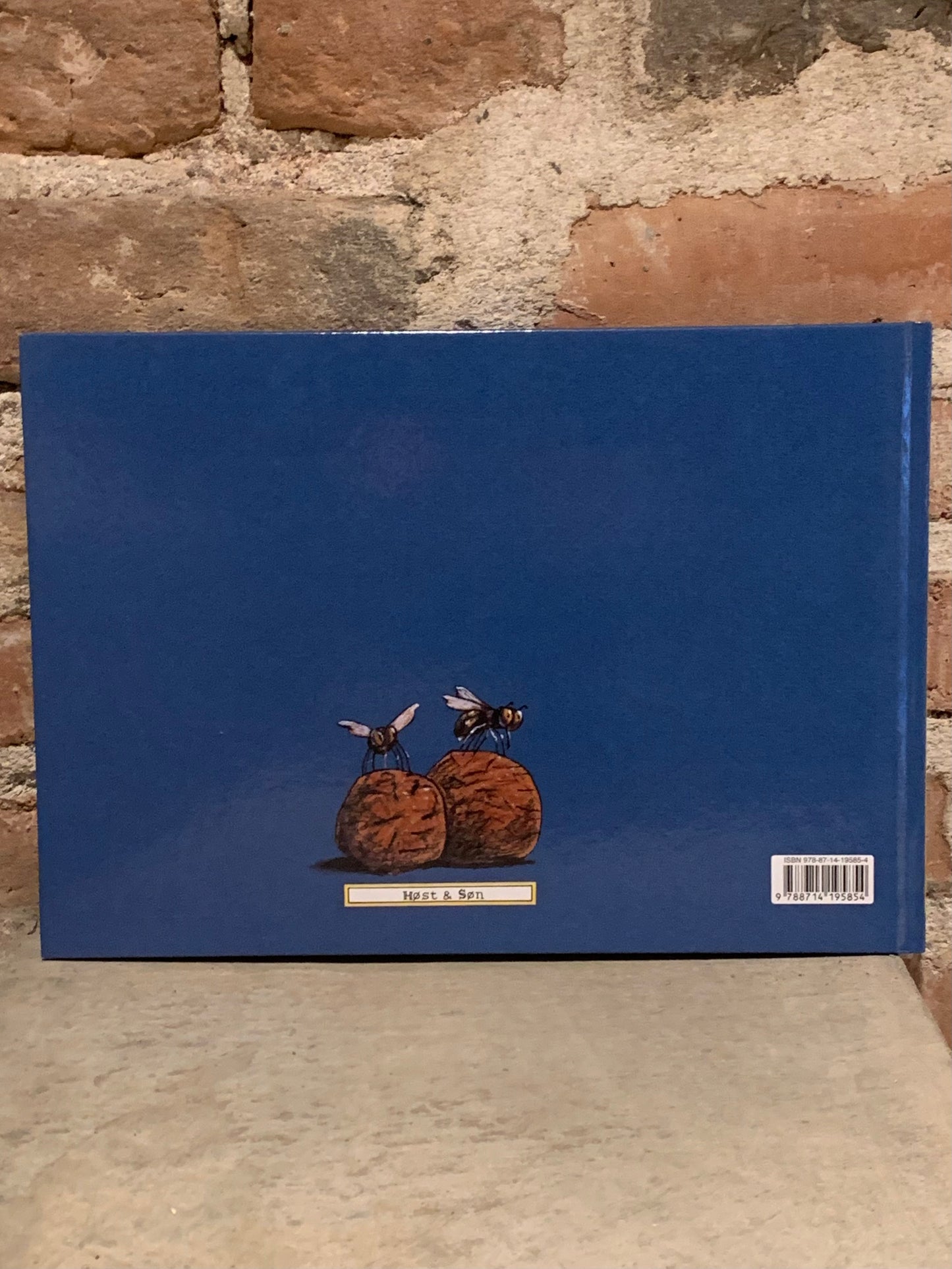 Muldvarpen, der ville vide, hvem der havde lavet lort på dens hoved