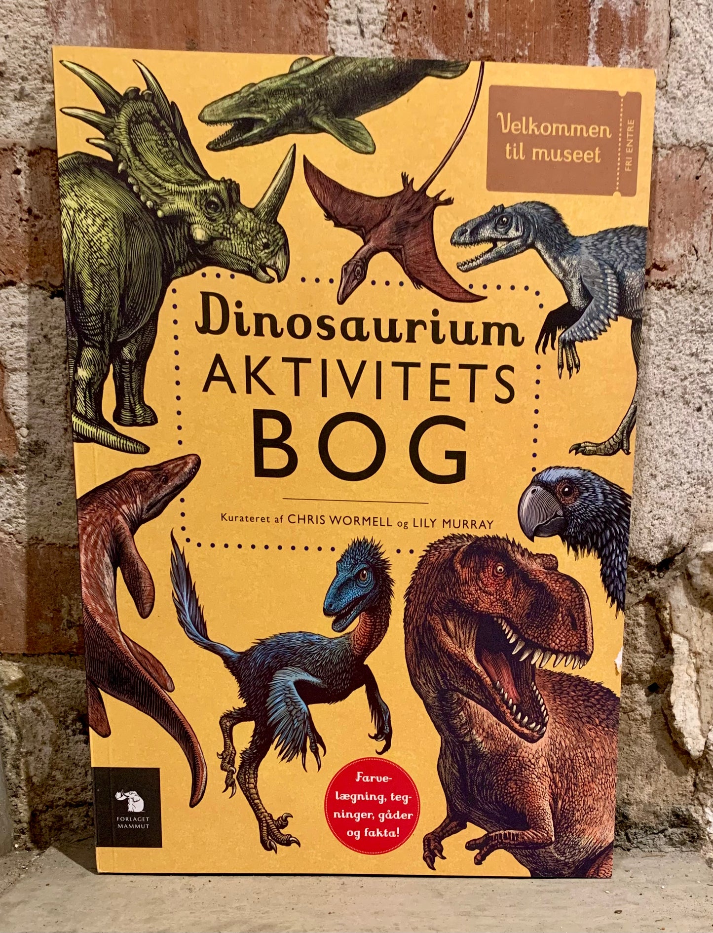 Dinosaurium - aktivitetsbog