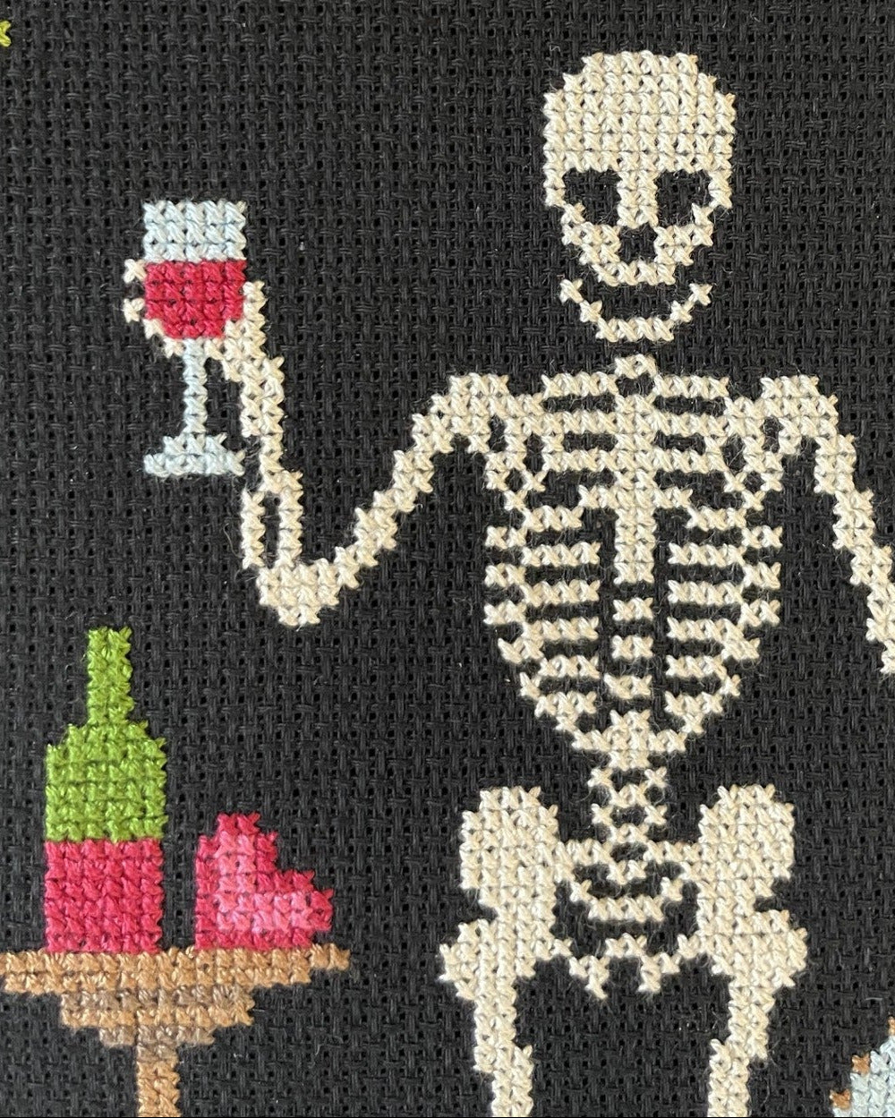 MEMENTO MORI - Alt vi har er nu -  Broderikit